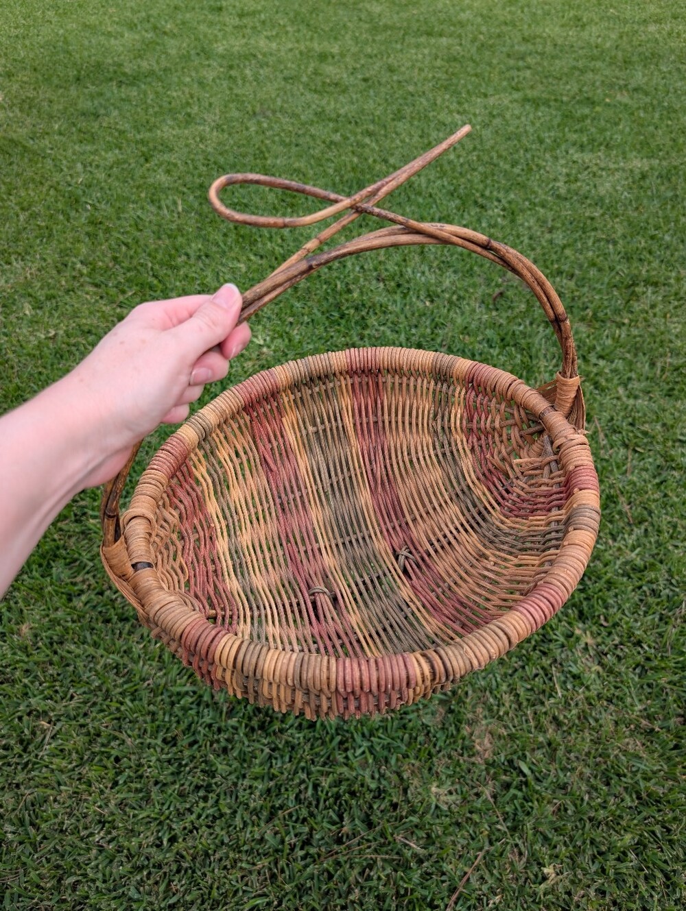Large Vintage Handwoven Multicolored Natural‎ Woven Rattan Basket with Handle